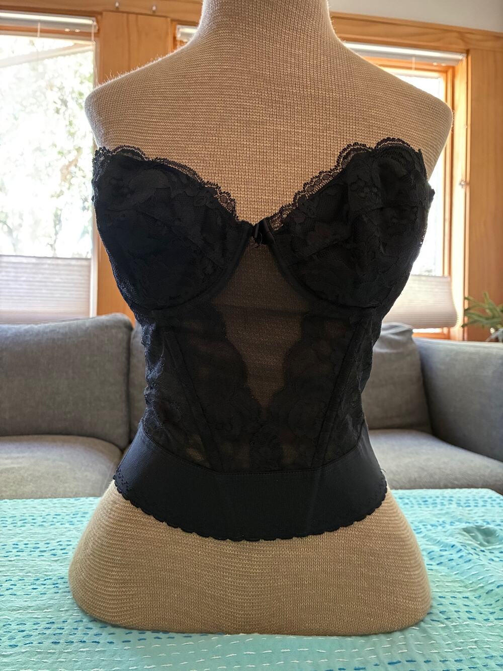 Vintage Frederick's of Hollywood Black Lace Bustier Corset Top 34B Underwire